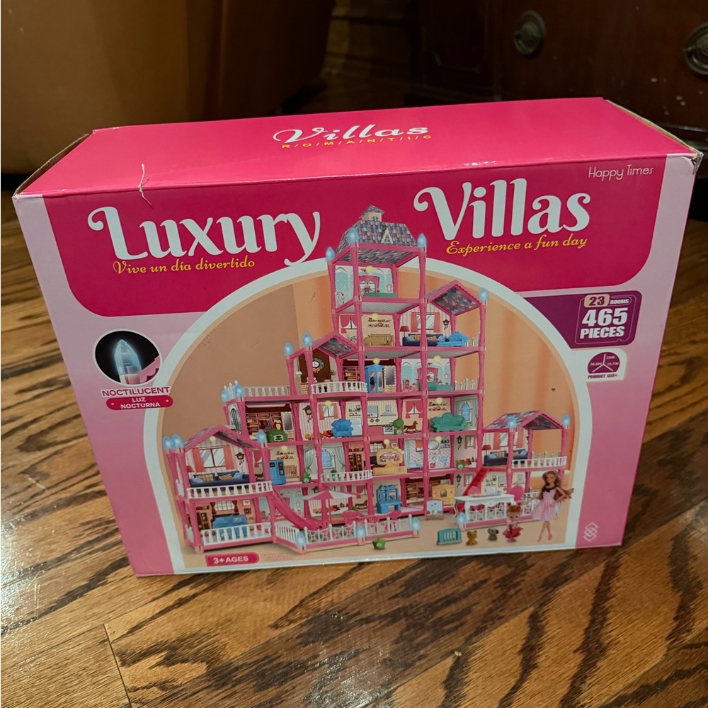 Luxury Villas Pink Dollhouse by
